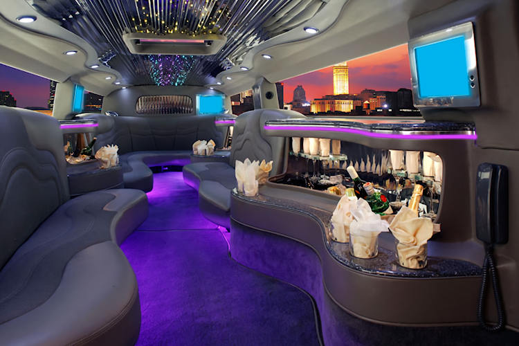 Melbourne White Stretch Hummer H2 Hire