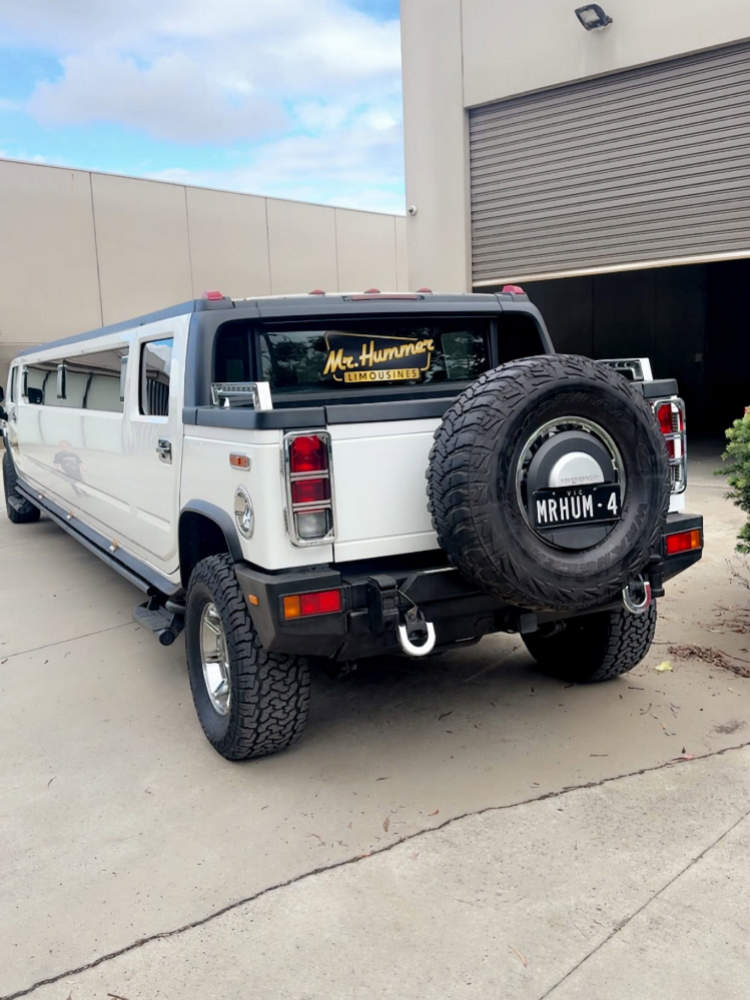 Mr Hummer Crystal White Limo